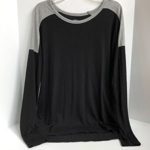 Old Navy long sleeve oversized lightweight tee XS